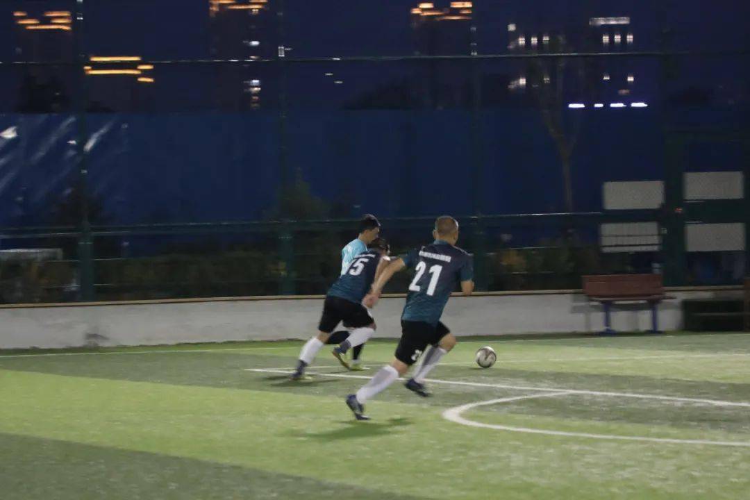 【战报】2020张家口足球联赛一福电电气继续高奏凯歌 领跑积分榜!【星空体育官网】(图6)
【战报】2020张家口足球联赛一福电电气继续高奏凯歌 领跑积分榜!【星空体育官网】(图6)