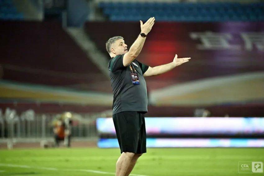 0比0战平四川优必选 雪豹拿下赛季首分‘星空官网登录’(图17)
0比0战平四川优必选 雪豹拿下赛季首分‘星空官网登录’(图17)