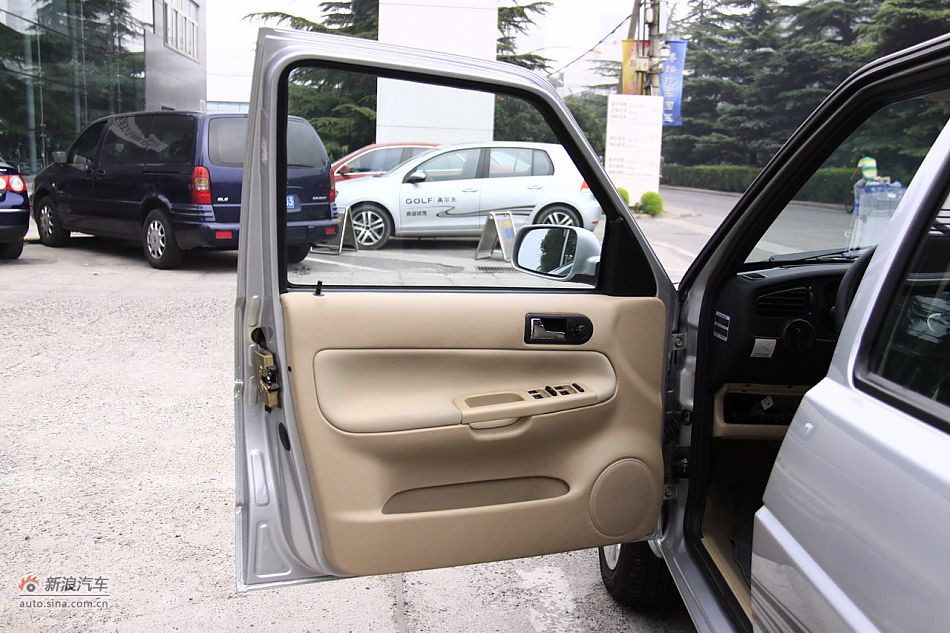 0比0战平四川优必选 雪豹拿下赛季首分‘星空官网登录’(图20) 星空体育官网