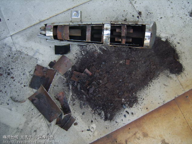 油田第十社区爱心捐助贫困学子“xingkong.com”(图1)