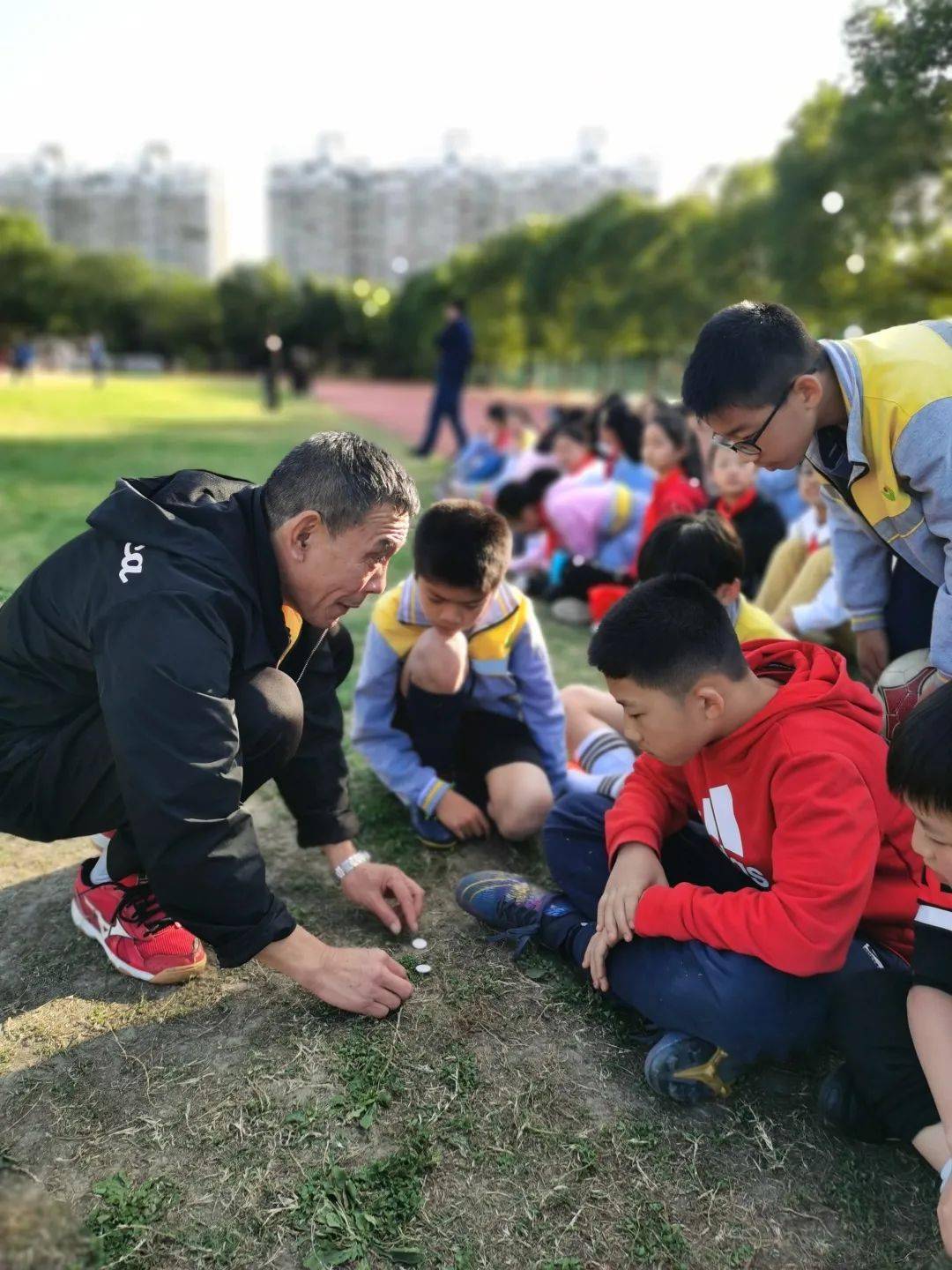 xingkong.com：
六年1班（上）：记第七届“崇实杯”校园足球联赛(图7)