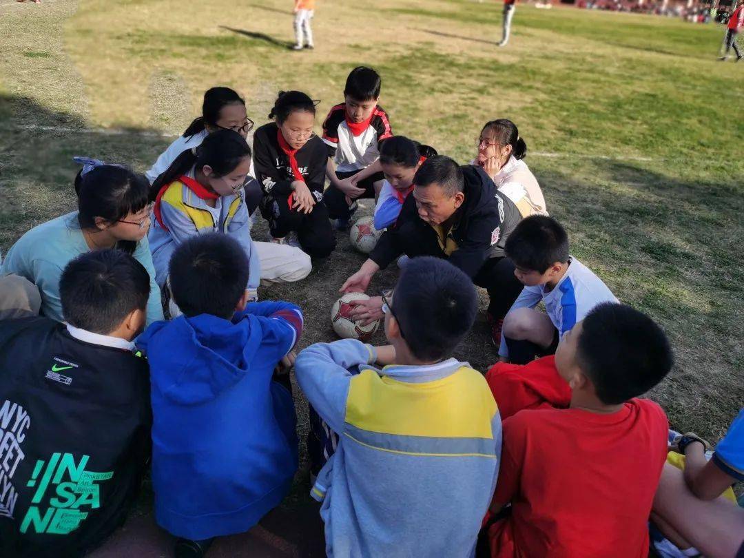 xingkong.com：
六年1班（上）：记第七届“崇实杯”校园足球联赛(图9)